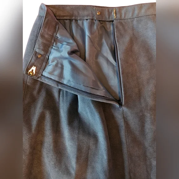 Vintage 70s Ultra Suede Skirt Suit - Picture 8 of 13